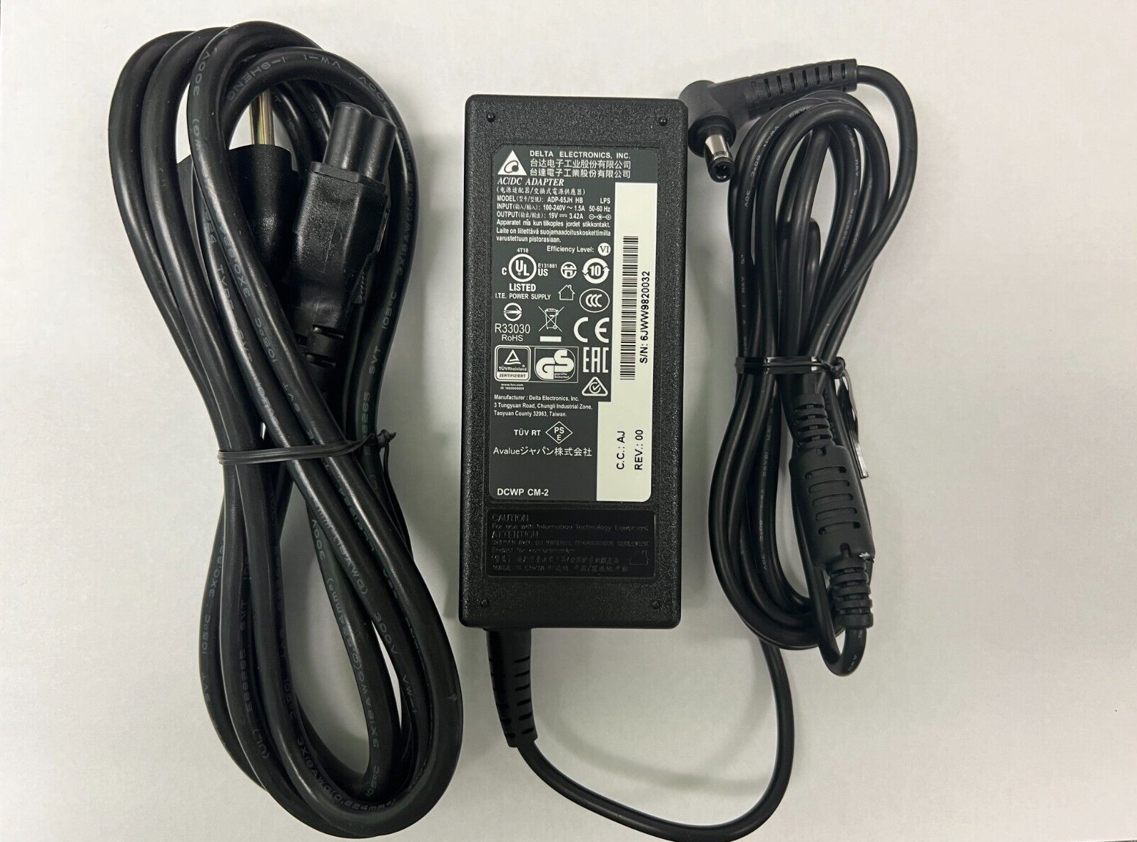 *Brand NEW*Genuine Delta 19V-3.42A 65W AC/DC Adapter ADP-65JH HB POWER Supply